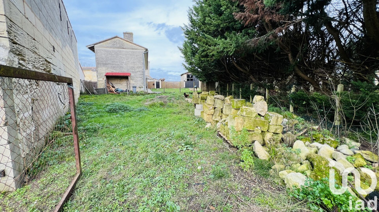 Ma-Cabane - Vente Maison Les Artigues-de-Lussac, 78 m²