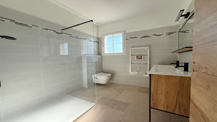 Ma-Cabane - Vente Maison LES ARTIGUES-DE-LUSSAC, 105 m²