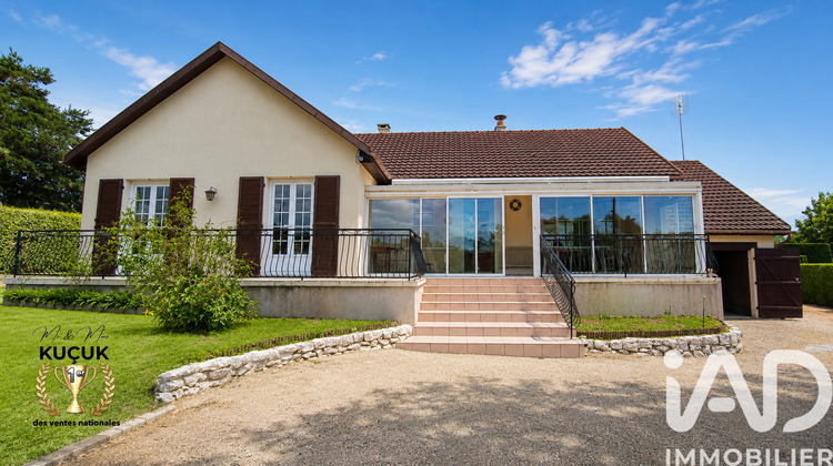 Ma-Cabane - Vente Maison Les Bordes, 109 m²