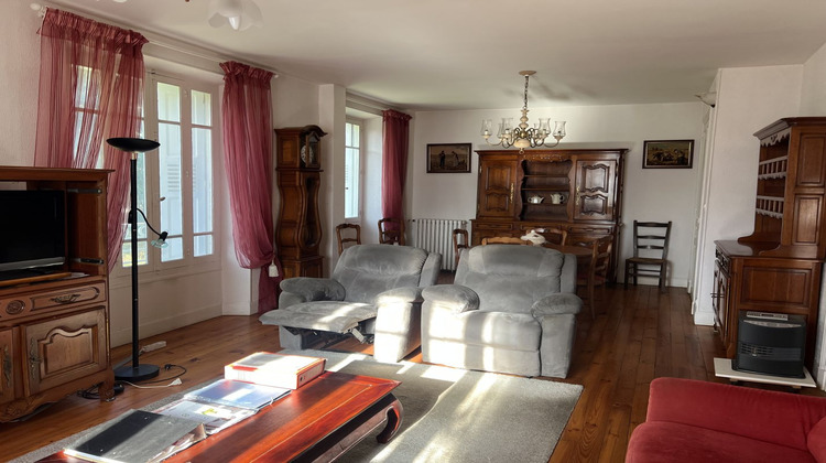 Ma-Cabane - Vente Maison LES CABANNES, 211 m²