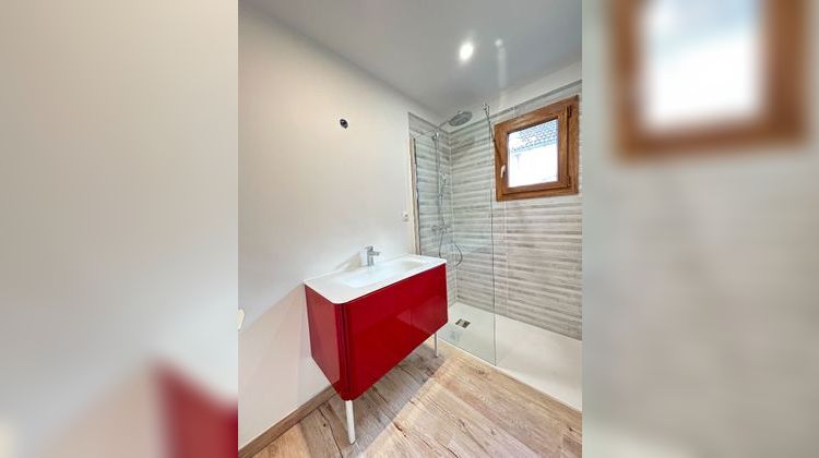 Ma-Cabane - Vente Maison LES CLAYES-SOUS-BOIS, 101 m²