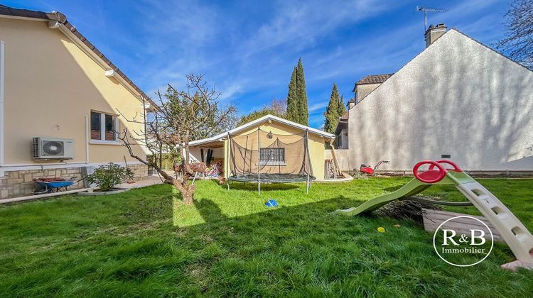 Ma-Cabane - Vente Maison LES CLAYES-SOUS-BOIS, 100 m²