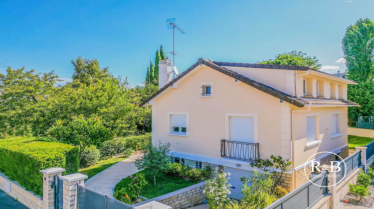 Ma-Cabane - Vente Maison LES CLAYES-SOUS-BOIS, 100 m²