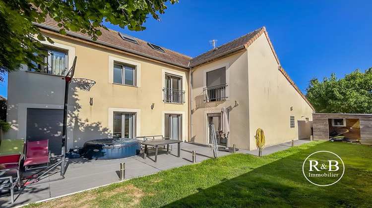 Ma-Cabane - Vente Maison LES CLAYES-SOUS-BOIS, 142 m²