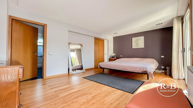 Ma-Cabane - Vente Maison LES CLAYES-SOUS-BOIS, 142 m²