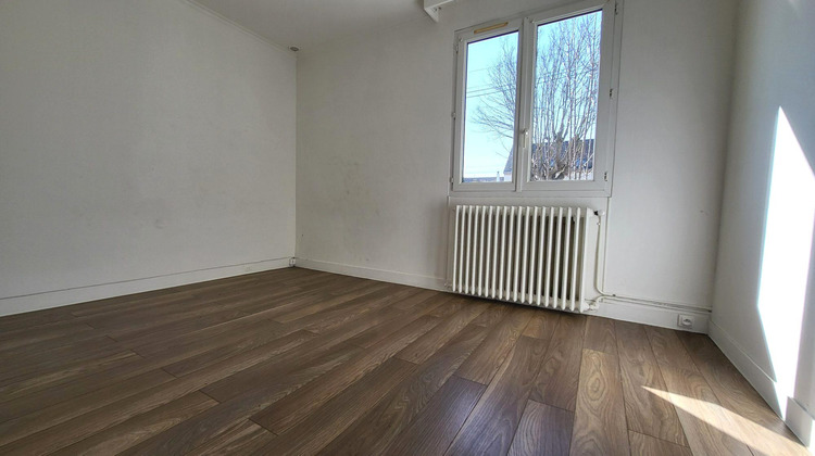 Ma-Cabane - Vente Maison Les Clayes-sous-Bois, 66 m²