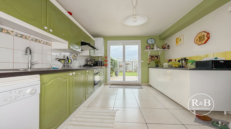 Ma-Cabane - Vente Maison LES CLAYES-SOUS-BOIS, 85 m²