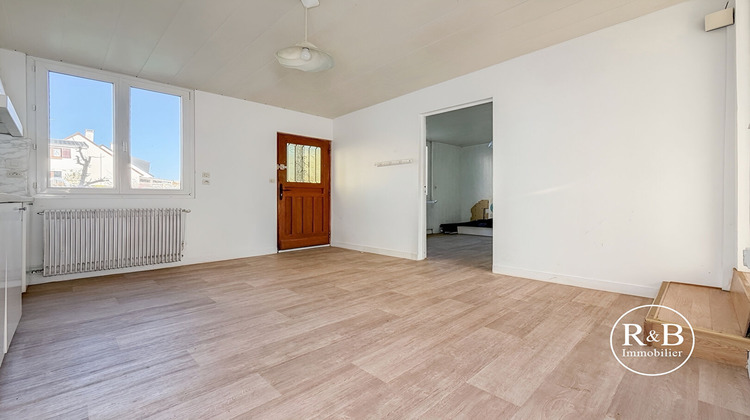 Ma-Cabane - Vente Maison LES CLAYES-SOUS-BOIS, 56 m²