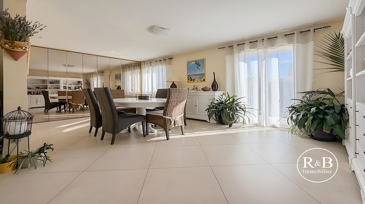 Ma-Cabane - Vente Maison LES CLAYES-SOUS-BOIS, 120 m²