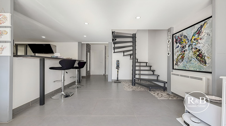 Ma-Cabane - Vente Maison LES CLAYES-SOUS-BOIS, 120 m²