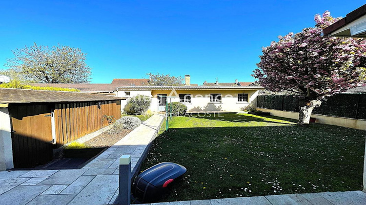 Ma-Cabane - Vente Maison LES CLAYES SOUS BOIS, 135 m²