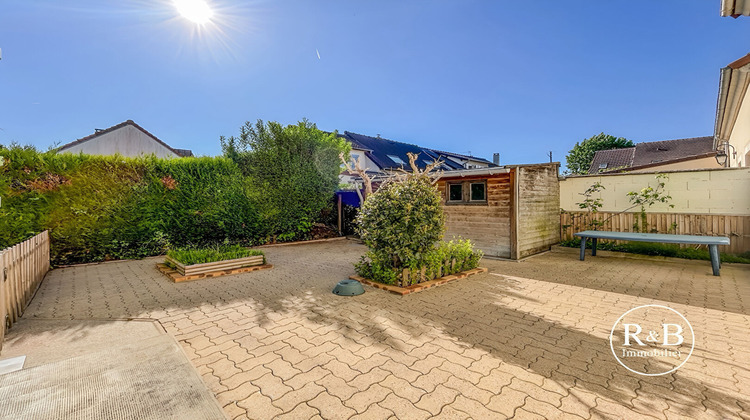 Ma-Cabane - Vente Maison LES CLAYES-SOUS-BOIS, 140 m²