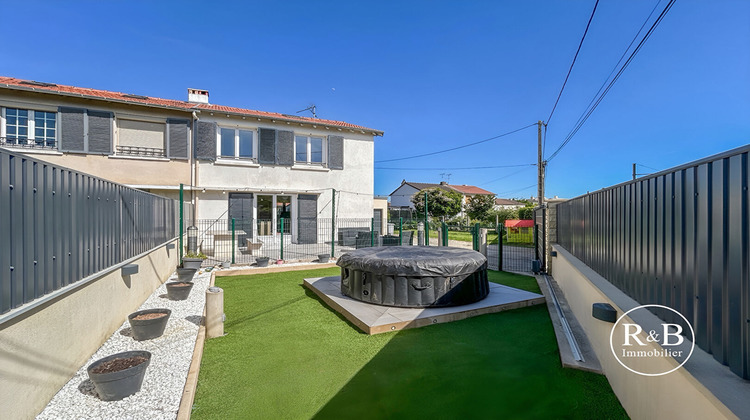 Ma-Cabane - Vente Maison LES CLAYES-SOUS-BOIS, 74 m²
