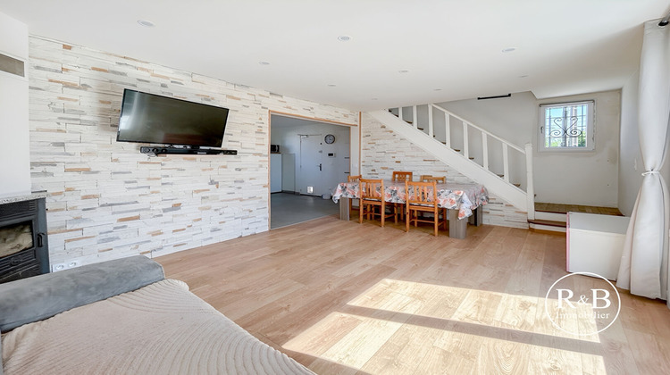 Ma-Cabane - Vente Maison LES CLAYES-SOUS-BOIS, 74 m²