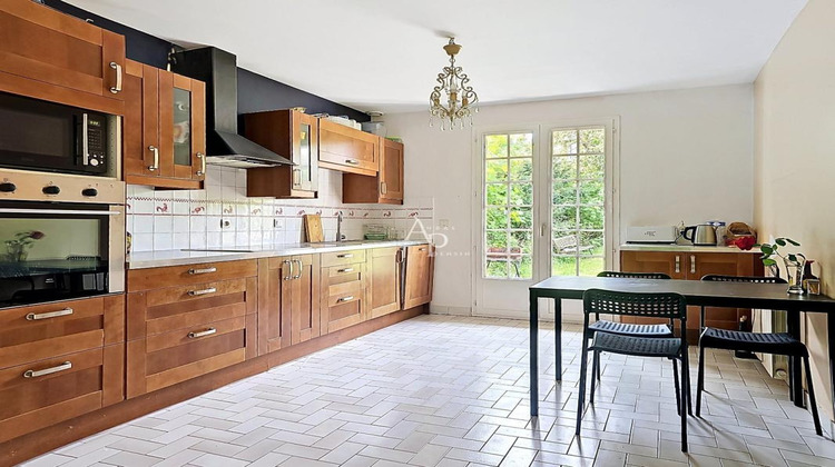 Ma-Cabane - Vente Maison LES CLAYES SOUS BOIS, 148 m²