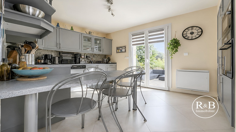 Ma-Cabane - Vente Maison LES CLAYES-SOUS-BOIS, 120 m²