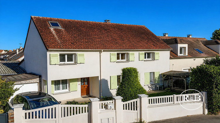 Ma-Cabane - Vente Maison LES CLAYES-SOUS-BOIS, 140 m²