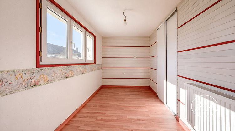Ma-Cabane - Vente Maison LES CLAYES-SOUS-BOIS, 140 m²