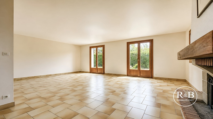 Ma-Cabane - Vente Maison LES CLAYES-SOUS-BOIS, 126 m²