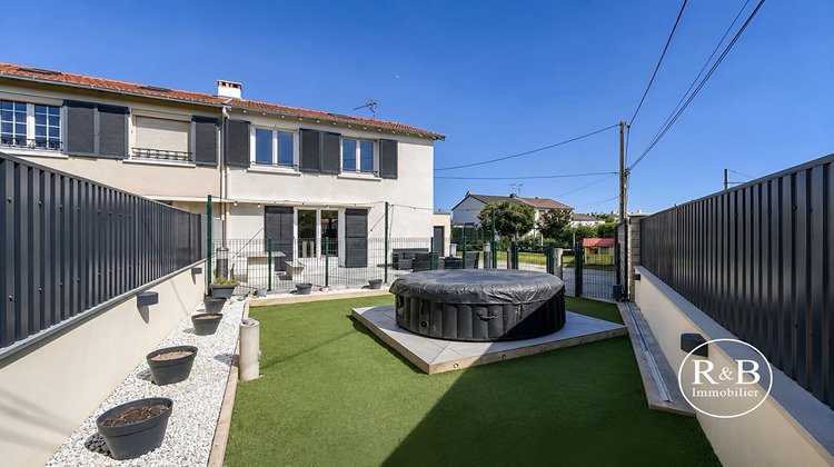 Ma-Cabane - Vente Maison LES CLAYES-SOUS-BOIS, 74 m²