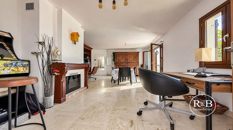 Ma-Cabane - Vente Maison LES CLAYES-SOUS-BOIS, 109 m²