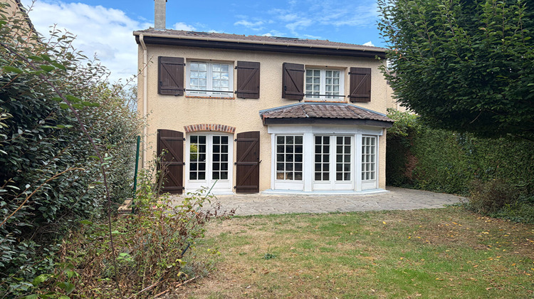 Ma-Cabane - Vente Maison LES CLAYES-SOUS-BOIS, 130 m²