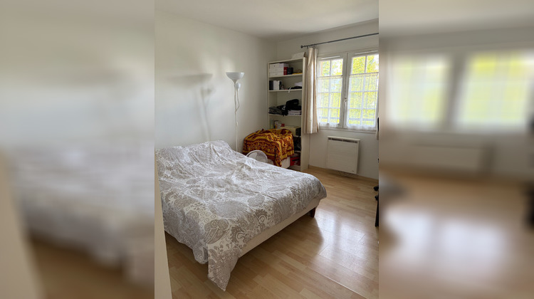 Ma-Cabane - Vente Maison LES CLAYES-SOUS-BOIS, 130 m²