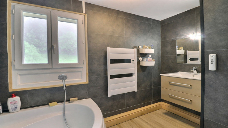 Ma-Cabane - Vente Maison LES DESERTS, 106 m²