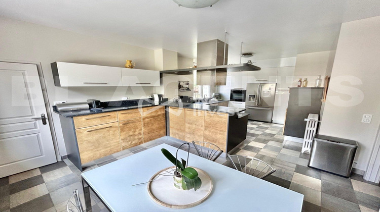 Ma-Cabane - Vente Maison Les Essarts-le-Roi, 240 m²