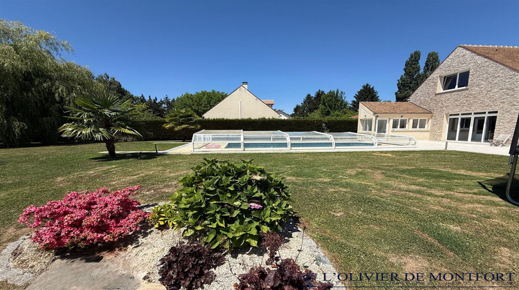 Ma-Cabane - Vente Maison LES ESSARTS-LE-ROI, 262 m²