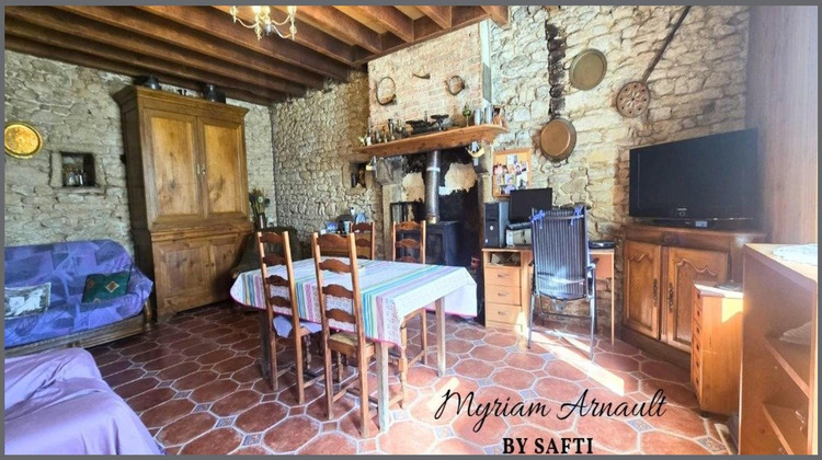 Ma-Cabane - Vente Maison Les Grands-Chezeaux, 74 m²