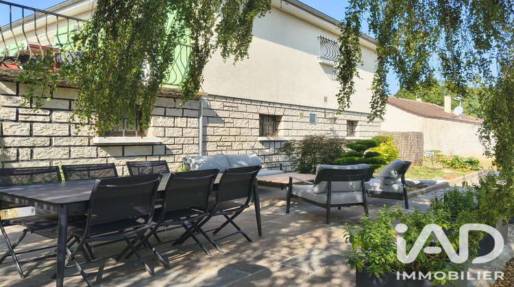 Ma-Cabane - Vente Maison Les Granges-le-Roi, 93 m²