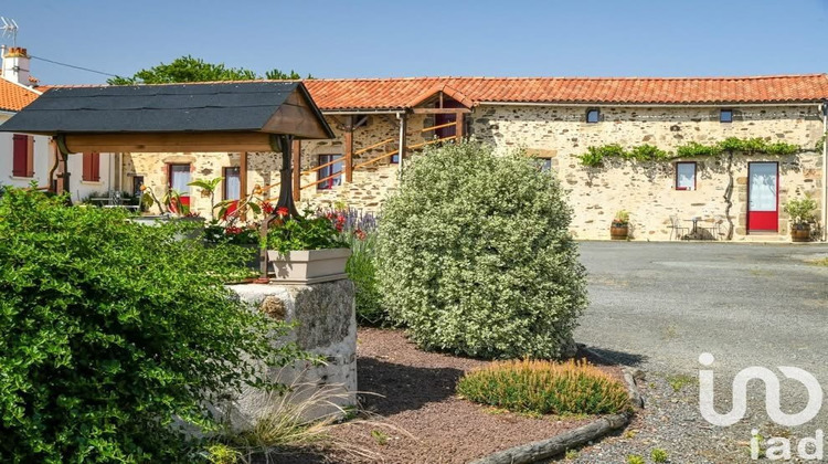 Ma-Cabane - Vente Maison Les Herbiers, 360 m²