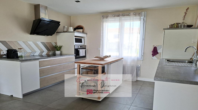 Ma-Cabane - Vente Maison LES HERBIERS, 75 m²
