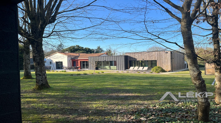Ma-Cabane - Vente Maison Les Herbiers, 277 m²