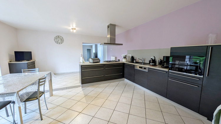 Ma-Cabane - Vente Maison Les Landes-Genusson, 180 m²