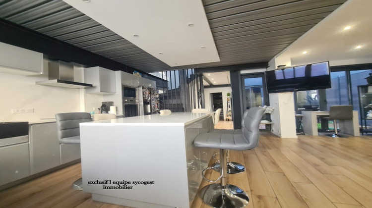 Ma-Cabane - Vente Maison LES LILAS, 130 m²