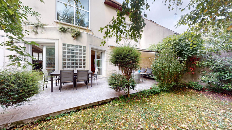 Ma-Cabane - Vente Maison Les Lilas, 200 m²