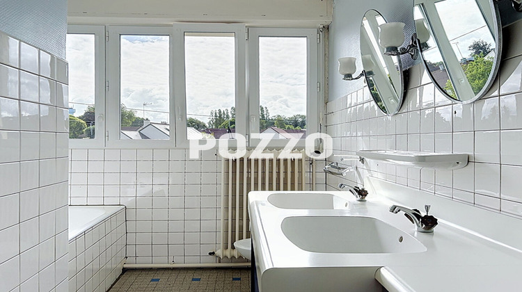 Ma-Cabane - Vente Maison LES LOGES-SUR-BRECEY, 109 m²