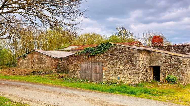 Ma-Cabane - Vente Maison LES LUCS SUR BOULOGNE, 2018 m²