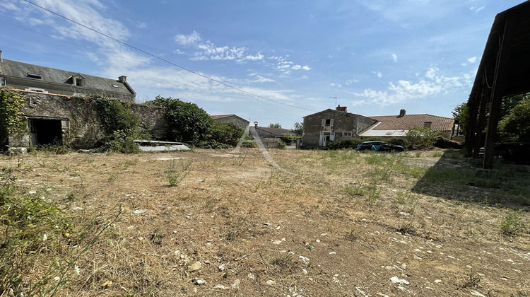 Ma-Cabane - Vente Maison LES MAGNILS-REIGNIERS, 158 m²