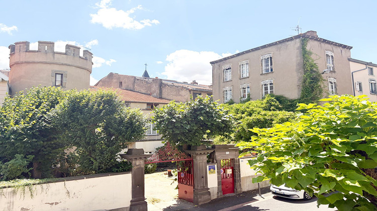 Ma-Cabane - Vente Maison LES MARTRES-DE-VEYRE, 390 m²