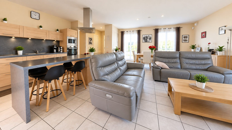 Ma-Cabane - Vente Maison Les Martres-de-Veyre, 93 m²