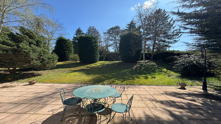 Ma-Cabane - Vente Maison LES MESNULS, 240 m²