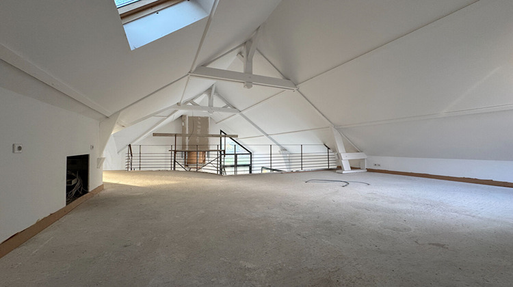 Ma-Cabane - Vente Maison LES MESNULS, 450 m²