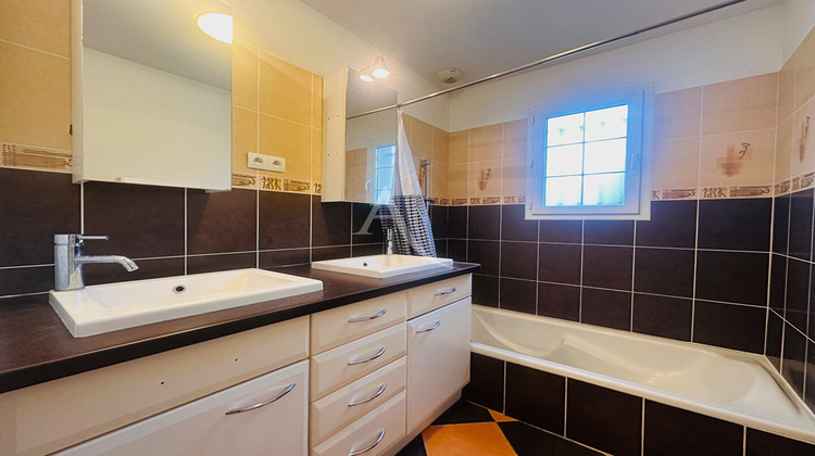 Ma-Cabane - Vente Maison LES MONTILS, 134 m²