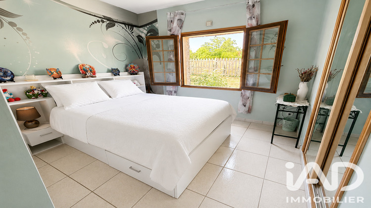 Ma-Cabane - Vente Maison Les Pins, 210 m²