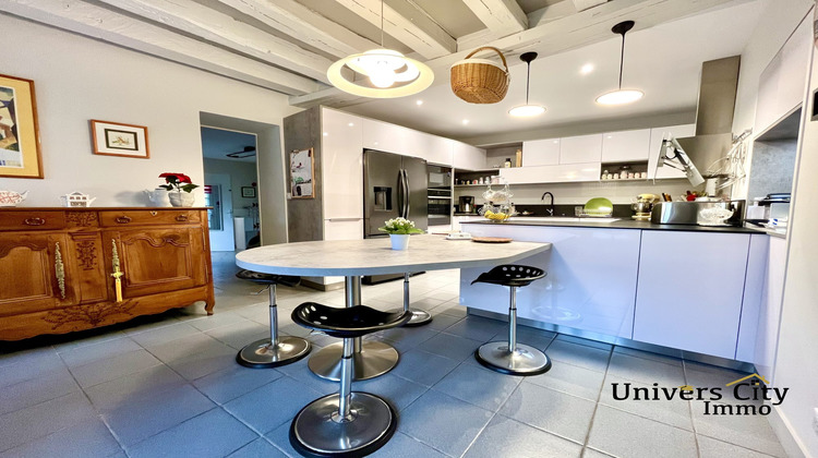 Ma-Cabane - Vente Maison Les Ponts-de-Cé, 227 m²