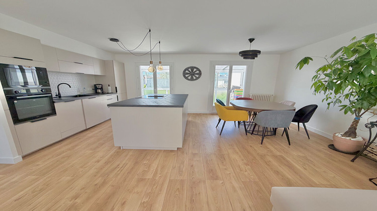 Ma-Cabane - Vente Maison LES PONTS-DE-CE, 100 m²