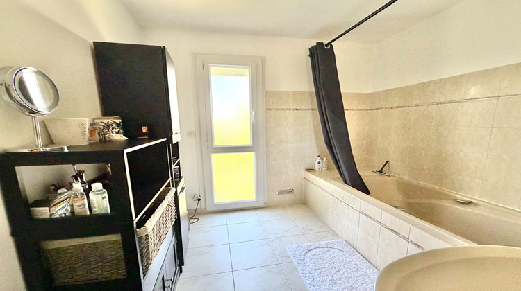 Ma-Cabane - Vente Maison LES PONTS-DE-CE, 100 m²